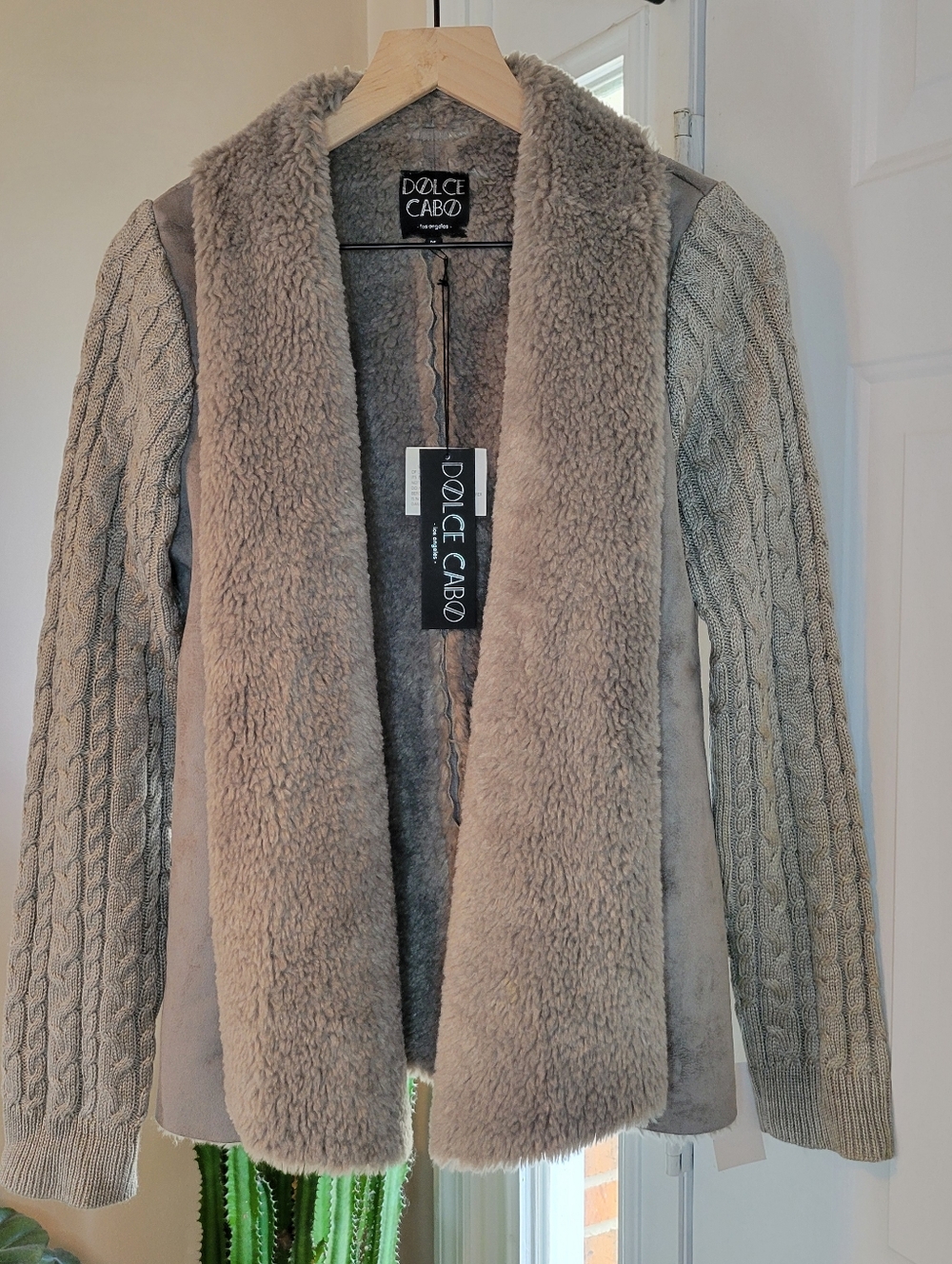 NEW Dolce Cabo Grey Cable Knit Fleece Lined Cardigan Jacket, Size Womens Medium